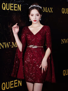 ชุดราตรีสีแดง ชุดราตรียาวสำหรับผู้หญิง ชุดราตรีสุดหรูหรา ชุดราตรีแฟชั่น ชุดราตรีผ้าฝ้ายผสม ชุดราตรีทรงเอ ชุดราตรีคอวีลึก ชุดราตรีสั้น