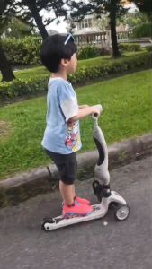 Petit Pes เปอติท ปา รุ่น Kid’s Art รองเท้าเด็กทรงสลีปออน สีCoral รหัสPE7-KA9002K