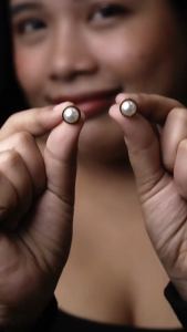 HB Jewelry CLAUDETTE Centered Synthetic Pearl Stud Earrings for Women Non Tarnish Hypoallergenic Non Fading Elegant Minimalist Everyday Wear Fashion Jewelry Stud Earrings Stylish Accessory