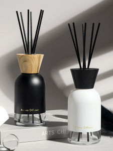 Long-Lasting Flameless Scented Essential Air Freshener