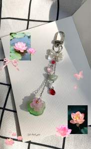 Móc khoá “The Flowers” - “The Flowers” keychain - Thiết kế bởi Ngõ bình_yên
