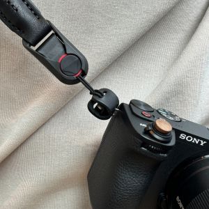 [King] Camera Special Triangle Ring Plastic Buckle Leather Cushion Suit Full Series Mirrorless Camera Applicable Strap Connection