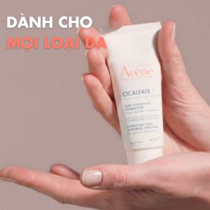 Sữa dưỡng phục hồi Eau Thermale Avène CICALFATE+ HYDRATING SKIN REPAIRING EMULSION 40ml giúp làm dịu da dùng được cho da sau can thiệp thẩm mỹ.