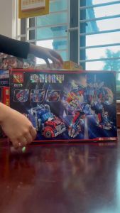 Đồ chơi lắp ráp mô hình 8095 2in1 Robot biến hình Xe transformer gồm 384 chi tiết lắp ráp trí tuệ cho bé