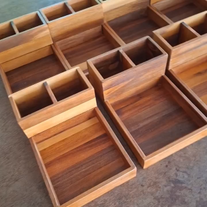 Khay Đựng Đũa ThìaGia Vị Đa Năng Bằng Gỗ Sang Trọng Chuyên Dùng Cho Quán PhởQuán Ăn(12x19x29)Cao x Rộng x Dài