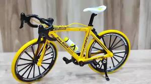 Diecast Sepeda Balap Roadbike Mainan Edukasi Anak 1:10 Metal Bicycle