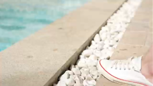 หุ่นยนต์ทำความสะอาดสระว่ายน้ำไฟฟ้าสระว่ายน้ำหุ่นยนต์ปีนกำแพง7800มิลลิแอมป์180um แบตเตอรี่ควบคุมแอปเวลาใช้งาน180นาที2152ตร. ฟุตพื้นที่ทำความสะอาด