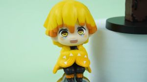 Action Figure KIMETSU NO YAIBA isi 5 pcs Miniatur Topper Pajangan Mainan Demon Slayer Tanjiro Nezuko