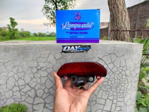 LAMPU REM BELAKANG HONDA ASTREA GRAND SABIT IMPORT BORNFREE LAMPU RIM BELAKANG HONDA GRAND SABIT STOPLAMP BELAKANG HONDA GRAND STOP LAMP BELAKANG HONDA GRAND SABIT PACUL LAMPU SETOP STOP HONDA GRAND IMPERSSA LEGENDA 2 MOTOR HONDA SABIT PACUL