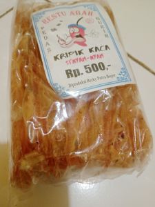 Makanan ringan keripik kaca/keripik beling