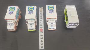 Takara Tomy | Bộ Đồ Chơi Xe Hơi Hợp Kim Đúc Cars 3 Bao Gồm Xe Nhà Di Động Dr. Damage Arvy Xe Miss Fritter Và Xe Đua Lightning McQueen Dành Cho Trẻ Em