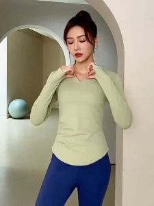 Atasan Olahraga Wanita Lengan Panjang & Baju Kaos Sport Wanita