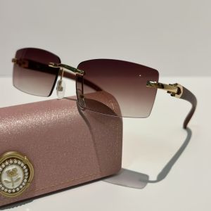 New Glasses Without Borders Fashionable Trend Retro Metal Elements Feel Suitable for Gift Giving Photography and Wearing