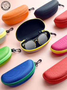 Anti-Pressure Large Size Sunglasses Case with Hook And Zipper Eye Protection Storage Box Portable And Durable EVA Material