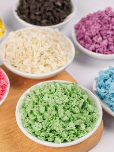 Strawberry Flavor Chocolate Crisp Biscuit Cake Ice Cream Decoration Flakes Chinese Style Truffle Crackers Baking Ingredient