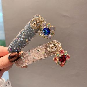 Luxurious Sparkling Side Hair Clip Womens Diamond Encrusted Hair Accessory Bangs Holder French Style Fashionable Hair Ornament
