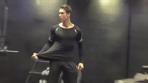 Áo Thun Thể Thao Nam Dài Tay Bó Sát In Hình Anime Berserk Guts Chất Liệu Thoáng Khí Ôm Sát Cơ Thể Thích Hợp Cho Tập Gym Chạy Bộ Và Các Hoạt Động Thể Thao Khác