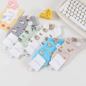 ถุงเท้าผู้หญิง ลายการ์ตูนน่ารัก มีหู 3 มิติ 10 คู่  ผ้านุ่ม ใส่สบาย E5