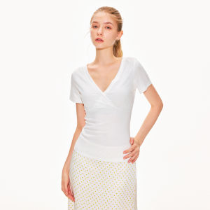 Apea | Slim Fit V-Neck Short Sleeve T-Shirt