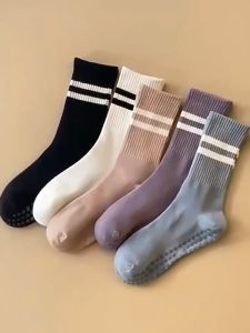 Muuv-It Pilates Socks Anti Slip Grip Socks Pilates White Cute Women Kinds Yoga Socks Sports Socks Non-slip Socks Dance Pilates Fitness Cotton Stocking