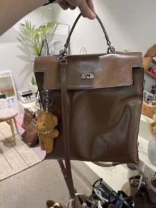 Dearm Large Capacity Commuter Leather Backpack Fashionable Bookbag Dual Shoulder Bag Trendy Design Travel Gear Outdoor Sports