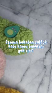 Tempat Pensil Bulu Domba Lucu dengan Pin dan Keyring Karakter Aesthetic