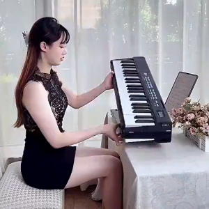 เปียโนไฟฟ้าอัจฉริยะ BP-889 | พกพาสะดวก พับได้ | เลือกได้ 61/88 คีย์ | ฝึกเล่นง่าย เหมาะกับมือใหม่-ผู้เริ่มต้น | แป้นเปียโนมาตรฐาน พร้อมลำโพงในตัว