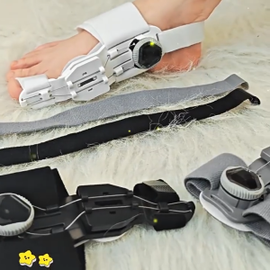 【SG Seller】Bunion Corrector Orthopedic Toe Adjustable Separator Toe Stretcher Rotatable Pedicure Care