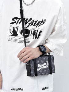 ARCTIC HUNTER กระเป๋าผู้ชาย กระเป๋าสะพาย ผช กระเป๋าสะพายข้างผู้ชาย กระเป๋าสะพาย ผู้ชาย กระเป๋าสะพายข้าง สำหรับทั้งหญิงและชายกระเป๋าสี่เหลี่ยมย้อนยุคลำลองกระเป๋าสะพายข้าง