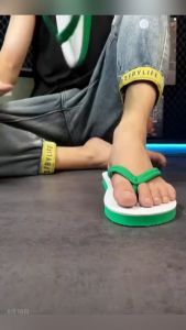 2024 new NANYANG Thai summer flip flops for men wearing outdoor beach sandals for women trendy anti slip clip on sandals