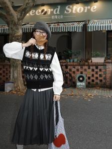 กระโปรงทรงเอเอวสูงสีดำสไตล์วินเทจสำหรับผู้หญิง ทรงหลวม ผ้าไนลอน กระโปรงทรงเอทรงเอ ฤดูใบไม้ร่วงและฤดูหนาว