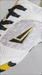 รองเท้าฟุตซอล WINGZ (วิงส์) รุ่น DESALA หนังสังเคราะห์น้ำหนักเบา ไซส์ 35-45