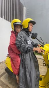 Hooflakids Jas Hujan Hijaber Dewasa All Size Perempuan Atau laki laki Anti Air dan Kuat