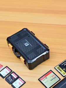 Camera Battery Case / Tempat Baterai Kamera / Kotak Baterai Kamera Memori