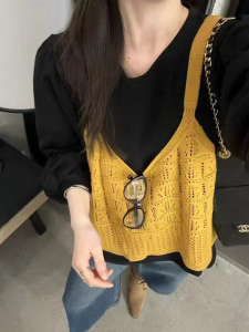 Korean Style Knitted Hollow out Hook Flower Strap Vest Womens Fashionable Ageless Layering Tank Top Soft Loose Fit Short Sleeve