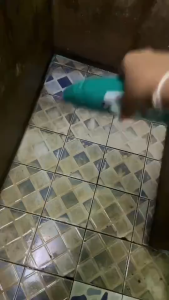 Starflower น้ำยาทำความสะอาดโถสุขภัณฑ์แบบไม่ต้องขัด กำจัดเชื้อโรคและแบคทีเรียได้ถึง 99% ขจัดคราบสกปรก รักษาความสะอาดและสดชื่น เป็นมิตรต่อสิ่งแวดล้อม logeski 1กล้องบรรจุ3ขวดเลย