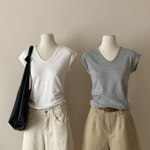 เสื้อยืดคอกว้างสีเหลืองนมแขนสั้นผู้หญิงฤดูร้อน ทรงเข้ารูป สไตล์เกาหลี เสื้อเชิ้ตแขนกุด ทรงปกติ ผ้าฝ้ายผสม