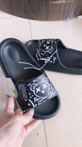 Mens Summer Slip-On Slippers Anti-Slip Bathroom Home Shoes Violent Bear Pattern Outdoor Wearable Comfortable Flat Heel EVA