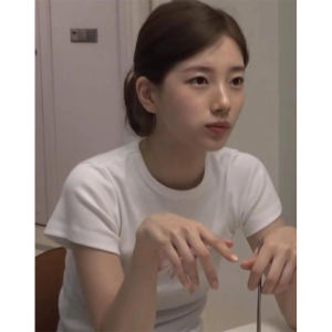 Versatile Solid Color Round Neck Short Sleeve T-Shirt Women Summer New Style Beautiful Small Size Fashionable Waist Card Top