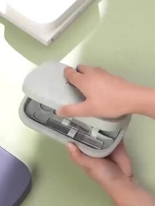 Oberni Alat Manicure & Pedicure Set 22 in 1 Alat Perawatan Kuku Stainless Steel