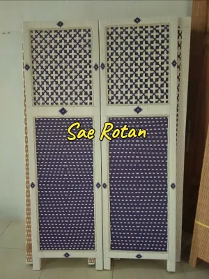 sketsel / partisi / sekat ruangan / pembatas rungan rotan sintetis 1 pintu