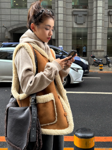 Áo Khoác Ngoài Bằng Lông Cừu Thời Trang Thu Đông Cho Nữ Áo Vest Da Lót Lông Cừu Cổ Tròn Dày Ấm Áp Một Nút Áo Vest