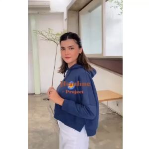 ILAYA Crop Sweater by Hemline Project