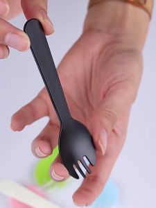 ช้อนส้อมพลาสติก ช้อนพลาสติก 100 ชิ้น ใส่ถุงแยกทุกชิ้น ส้อมแบบใช้แล้วทิ้ง ช้อนเค้ก ช้อนขนม ช้อนปลายส้อม