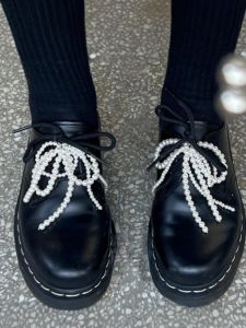 รองเท้ามุกหัวเข็มขัดปมผีเสื้อตกแต่งรองเท้า Super หลากหลาย สไตล์เกาหลี อุปกรณ์รองเท้าดอกไม้การ์ดหัวเข็มขัดตกแต่ง