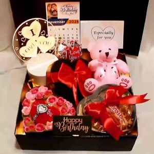 Kado Hadiah Aesthetic Cewek Ulang Tahun & Anniversary – Gift Box & Hampers Eksklusif Spesial untuk Orang Tersayang – Kado Romantis Ulang Tahun & Anniversary – Hadiah Ulang Tahun Wisuda Anniversary