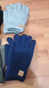 Following ถุงมือกันหนาวผู้ชาย ทัชสกรีนได้ TB250 TB480 TB473 TB475