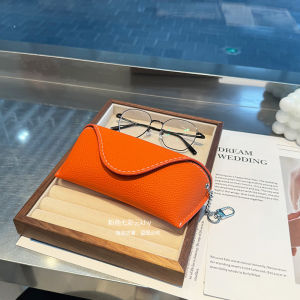 กล่องใส่แว่นสายตาทรงบินการ์ตูนสำหรับผู้หญิง กล่องใส่แว่นกันแดดขนาดใหญ่ กระเป๋าพกพา ทนทานต่อแรงดัน