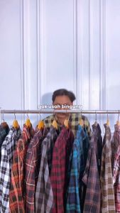 DGM Kemeja Pria Flannel Kerah Sanghai Koko Lengan Panjang Premium Kemeja Koko Hitam Garis Orange 2624