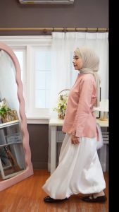 Mybamus Yora Linen Tops: Desain Casual & Nyaman